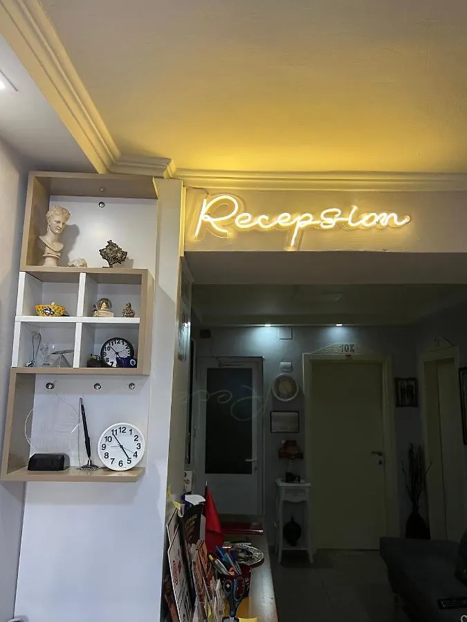 Bujtina Shqiptare Hotel Tirana