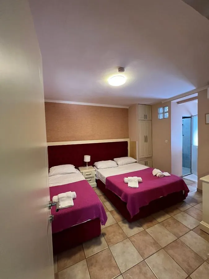 Bujtina Shqiptare Hotel Tirana