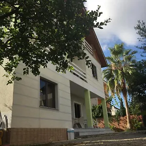  Ostello Grande House